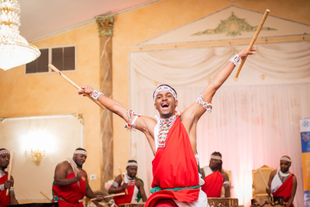 Remesha Drums performing